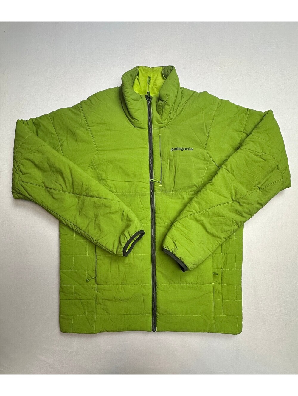 Patagonia Men's Medium Green Nylon Insulated Jacket